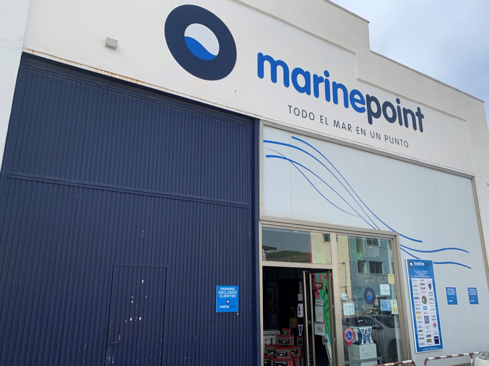 Marine Point warehouse in the Can Valero industrial estate, Palma